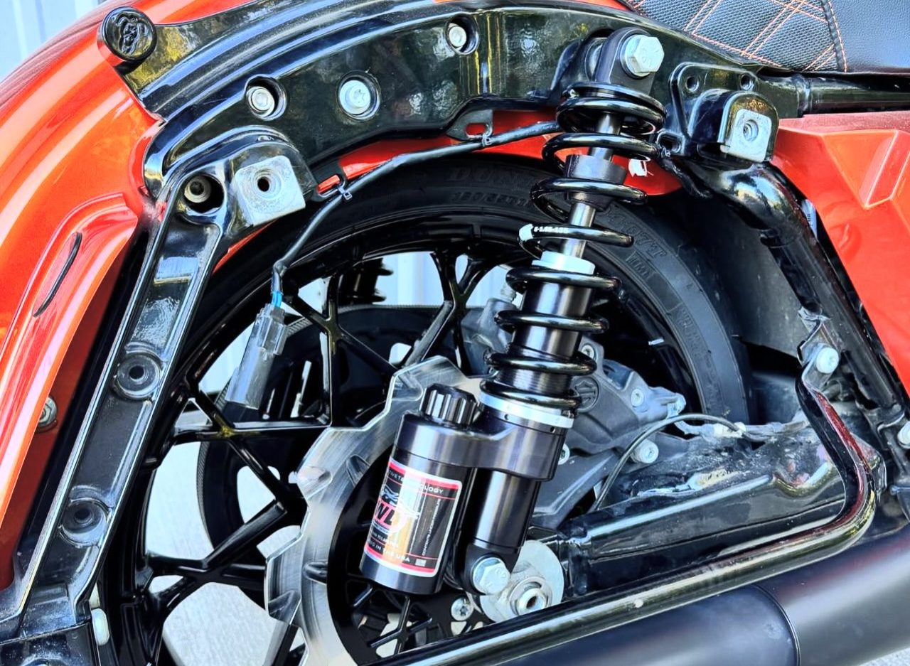 rs2-piggyback-rear-shocks-australian-stock-rollies.jpg